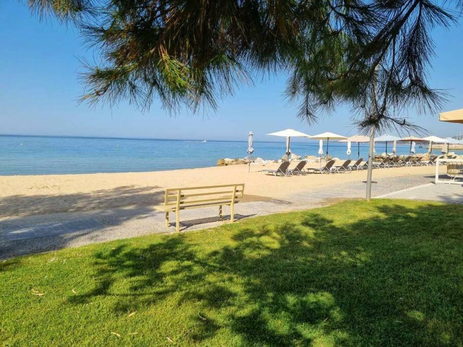Our Home-Fully Renovated Apartments And Studios By The Sea Nikiti  Zewnętrze zdjęcie