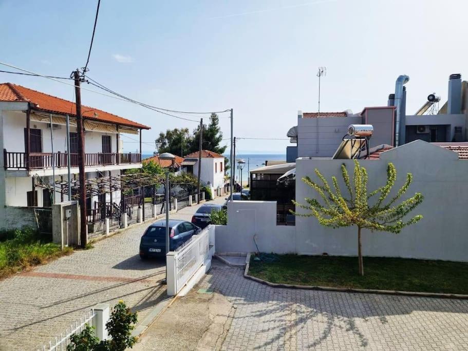 Our Home-Fully Renovated Apartments And Studios By The Sea Nikiti  Zewnętrze zdjęcie
